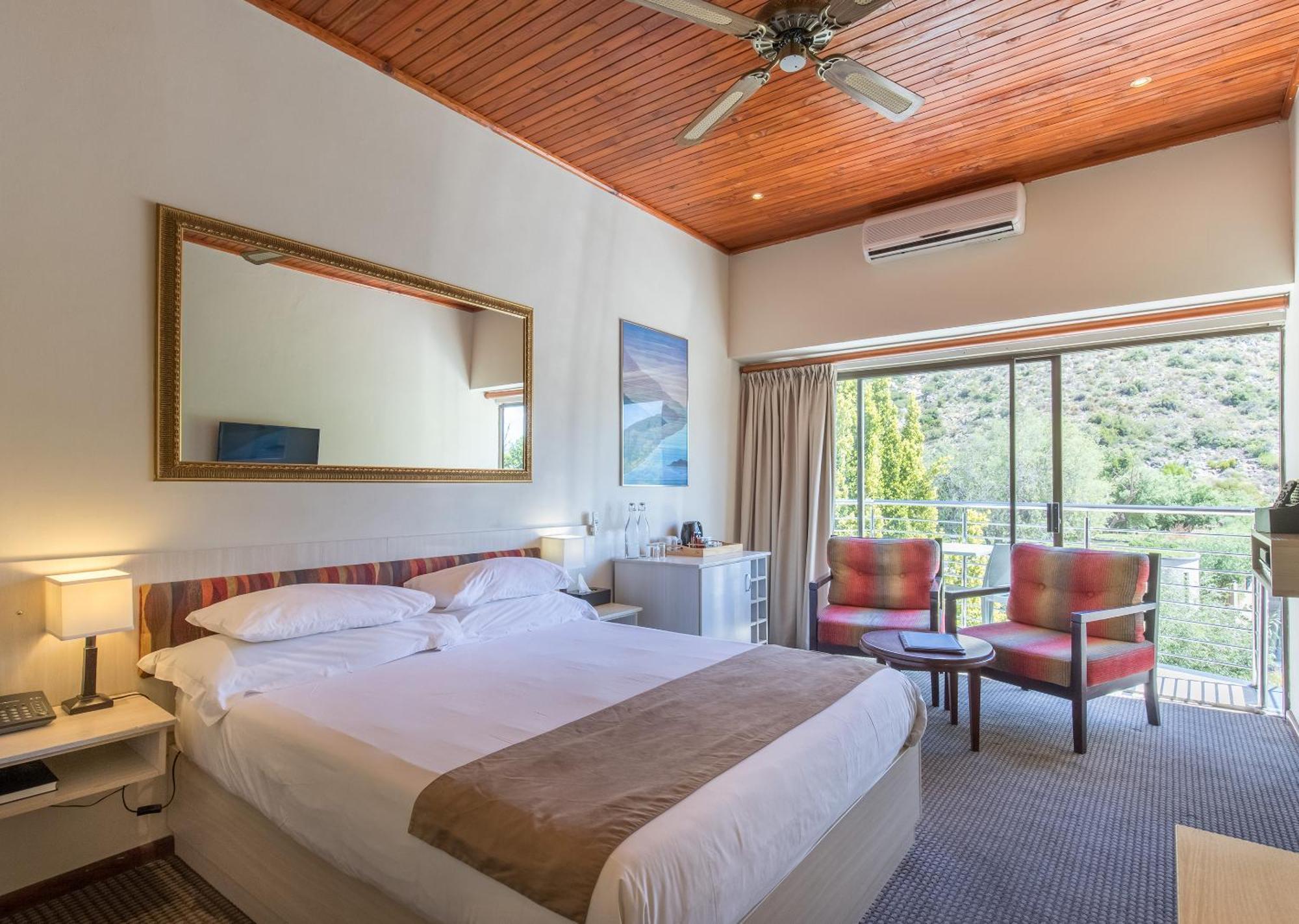 Avalon Springs By Dream Resorts Montagu Exterior photo