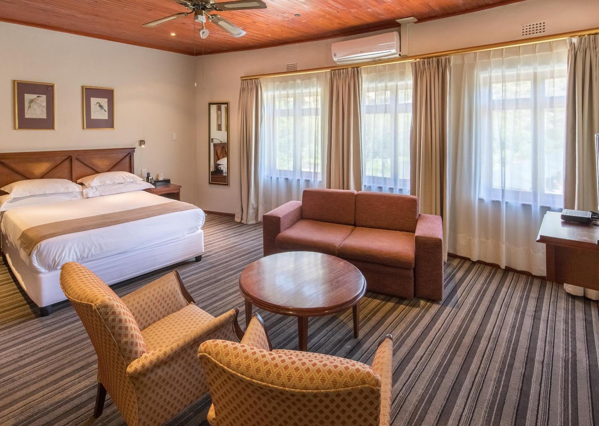 Avalon Springs By Dream Resorts Montagu Exterior photo